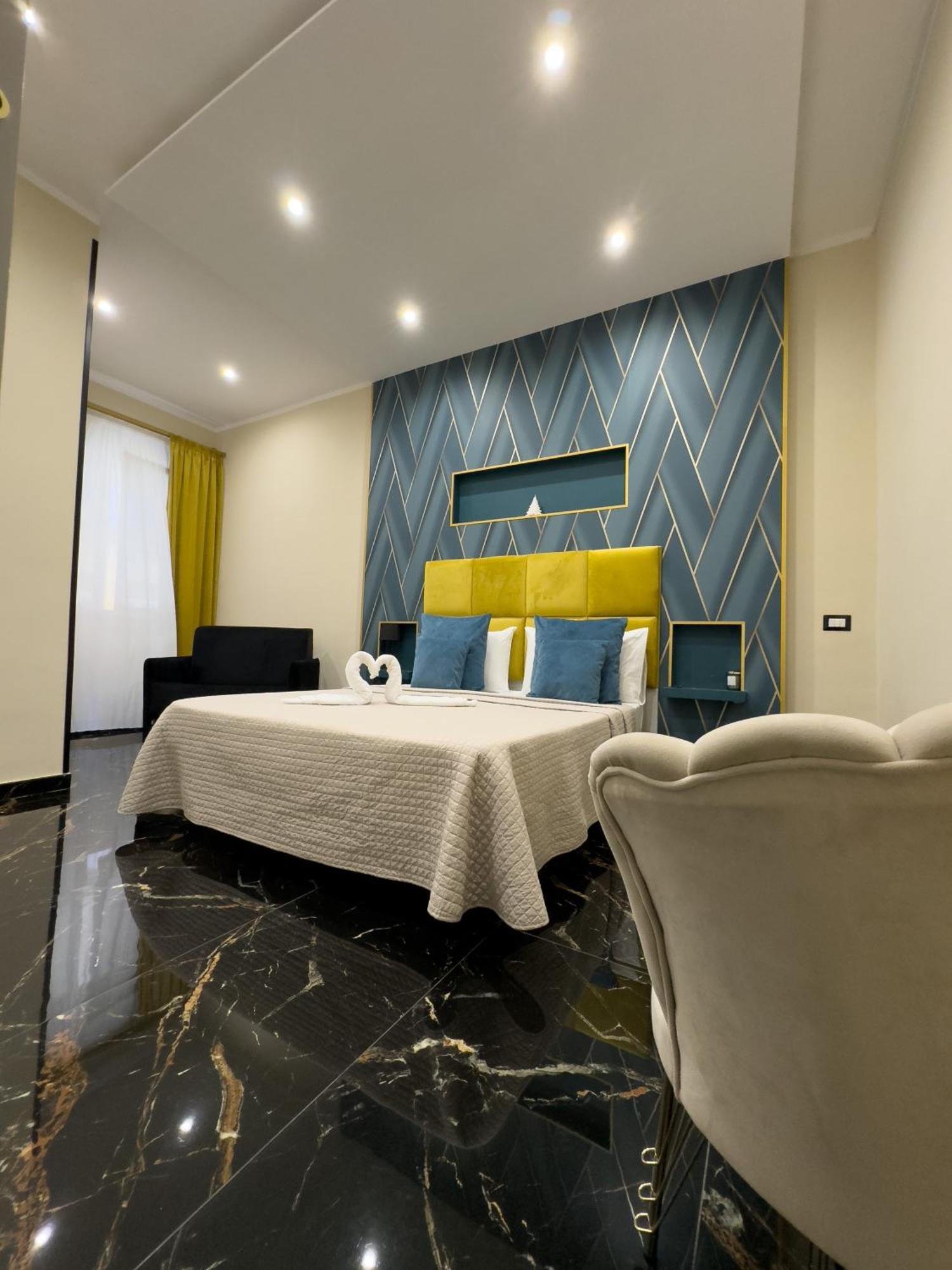 My Luxury Panzió Nápoly Kültér fotó